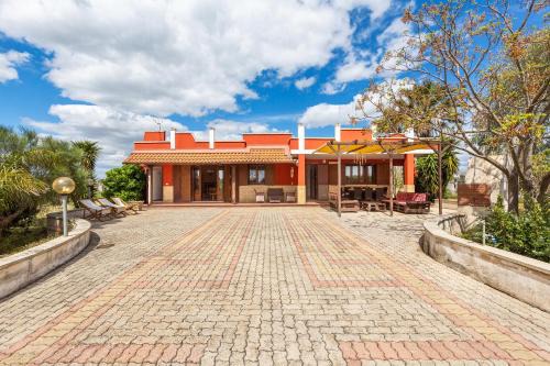 Villa Rosa Ferienhaus by BarbarHouse