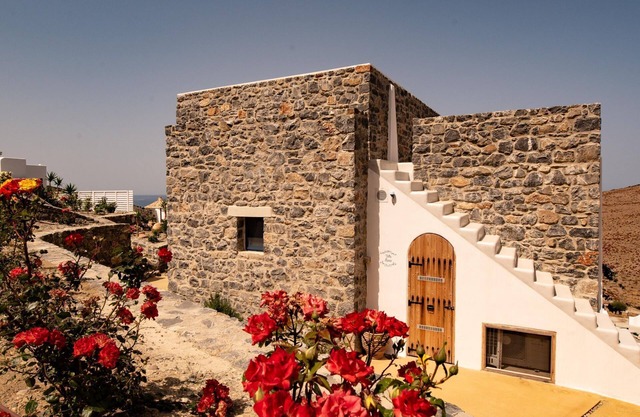 Villa Roses Stelani Villas & Suites