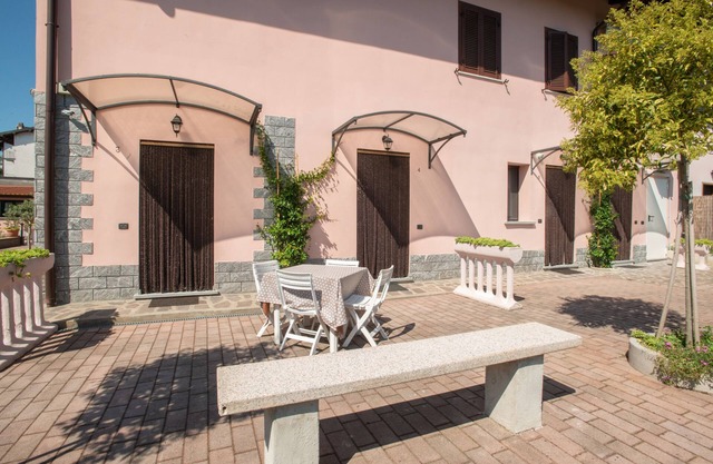 Villa Rosy B&B