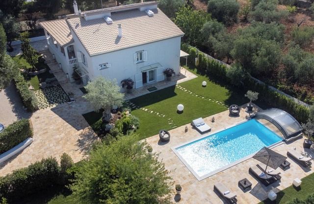 Villa Rudy 8, Emma Villas