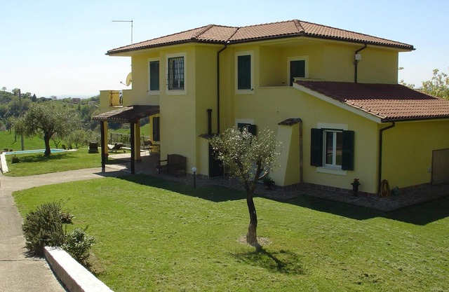 Villa Sabina - New Apartment, with your own private pool