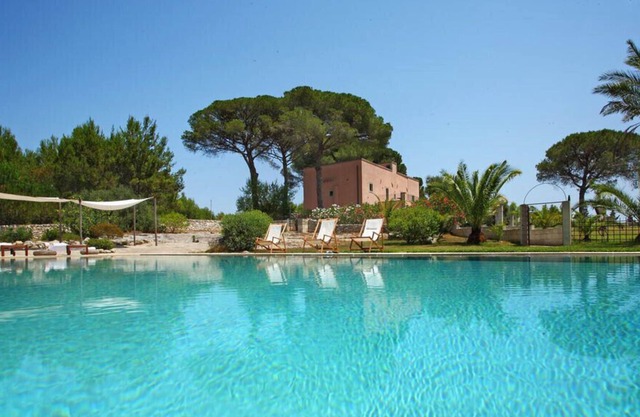 Villa Salentina, private pool just 12km away from sea