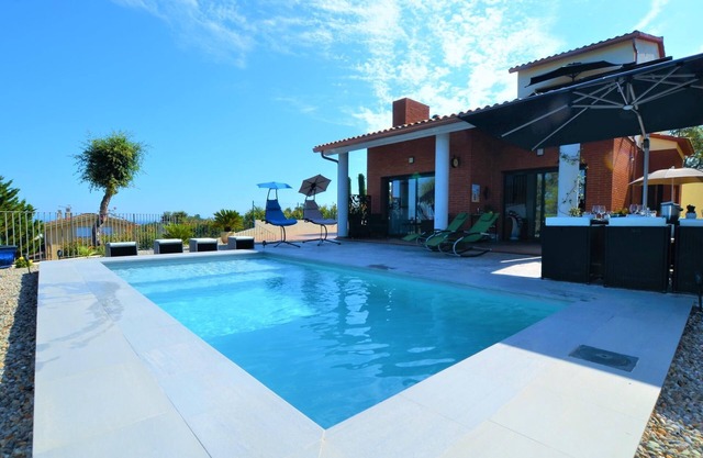 Villa Salamandre 10 people with pool