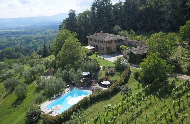 Villa San Lorenzo - Large private farmhouse style villa