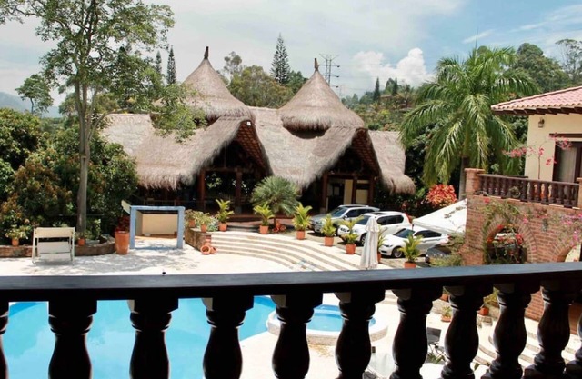 Villa Santillana