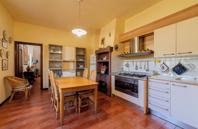 Villa Sara - Villa Esclusiva a Sassovivo con Parco Privato