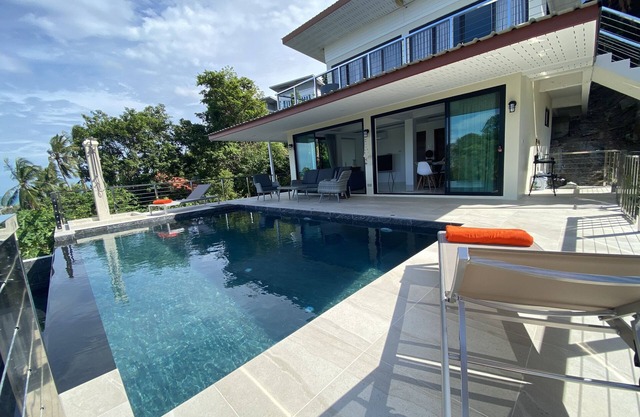 VILLA SEA VIEW SWIMMING POOL