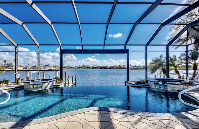 Villa Seascape - newly renovated at 8 Lakes, Pool & Spa