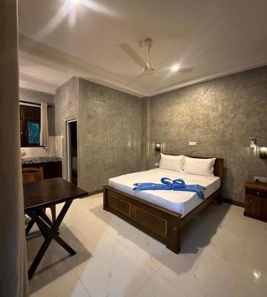 Villa Secret Stream