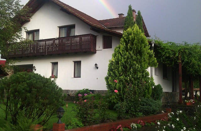 Villa Serbota with 2000 sqm garden and creek