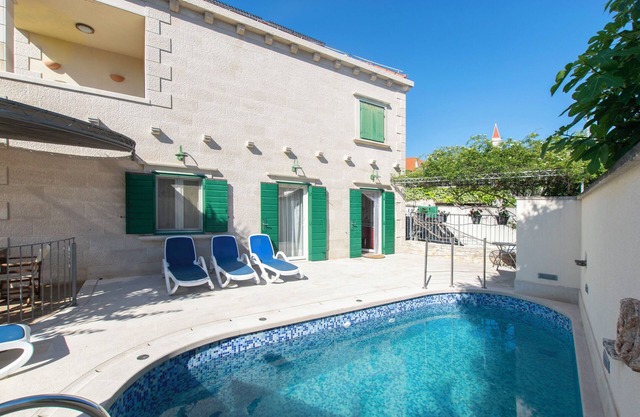 Villa Serena (V1531-K1) - Mirca - island Brac