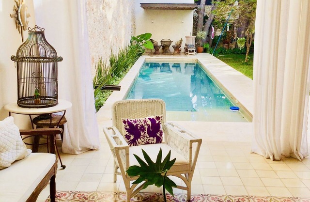 Villa Sochic, stunning contemporary colonial near Paseo de Montejo