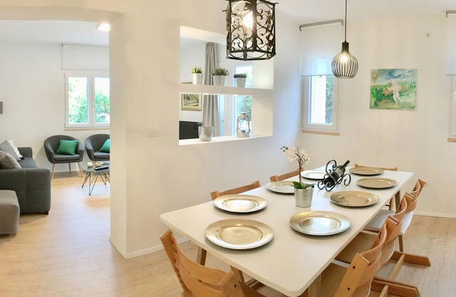 Villa Sol - with private pool and 30m from the sea