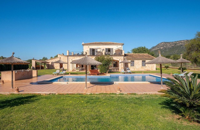 Villa Sol y Vida. Son Sampoli