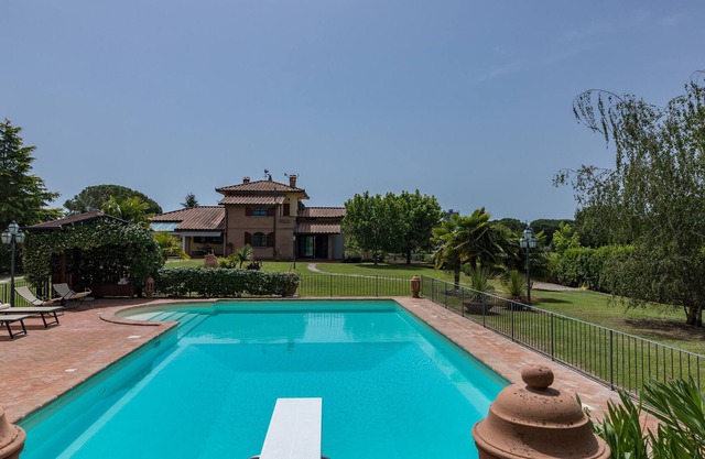 Villa Solidea 8+1, Emma Villas
