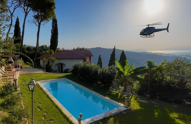 VILLA SPENSER - CinqueTerre nHistoric villa with sea view, pool, A/C, sleeps 8