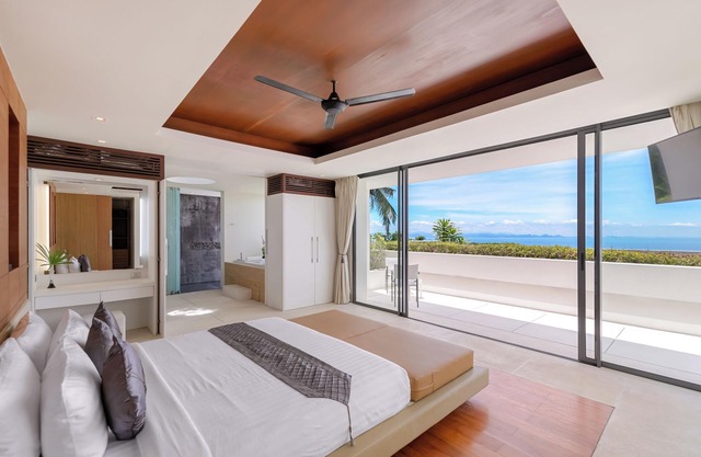 Villa Splash - Cinema | Spa | Gym | Private Chef | SUV & Driver | Infinity Pool