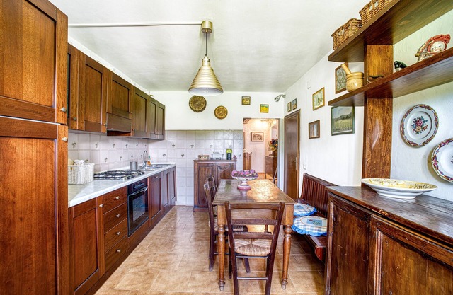 Villa "Splendida Dimora del 1600" with Private Pool & Wi-Fi