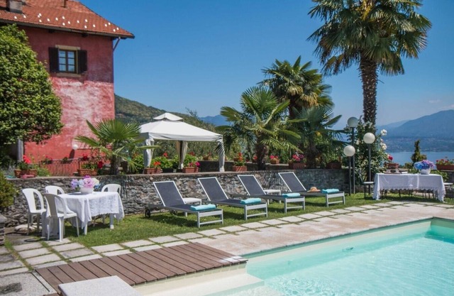 Villa Stresa Tulipano - 4 Guests