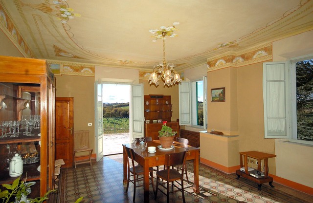 Villa sul Lago Trasimeno - Glicine