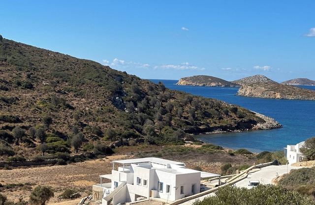 Villa Sun. Splendid 4 bedroom house for your vacations. panoramic sea view!