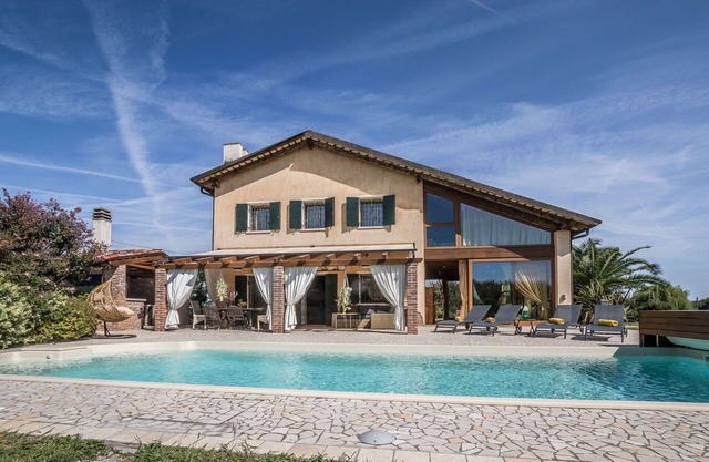 Villa Tania, Pool, Garden, Wifi, Jesolo