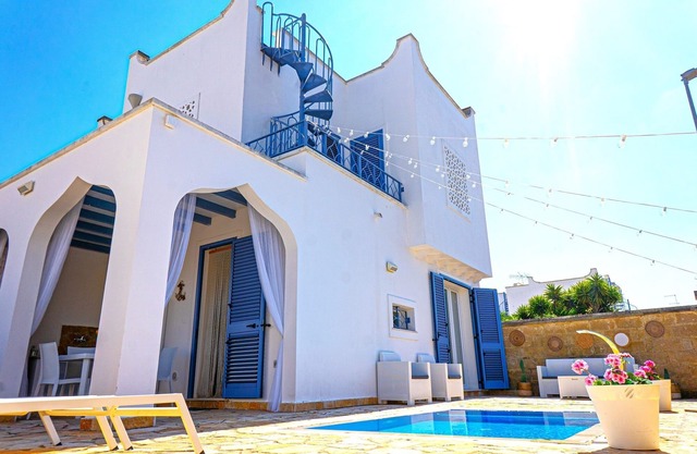 Villa Teresa Elegant & Relaxing vacation home with private hydro spa pool
