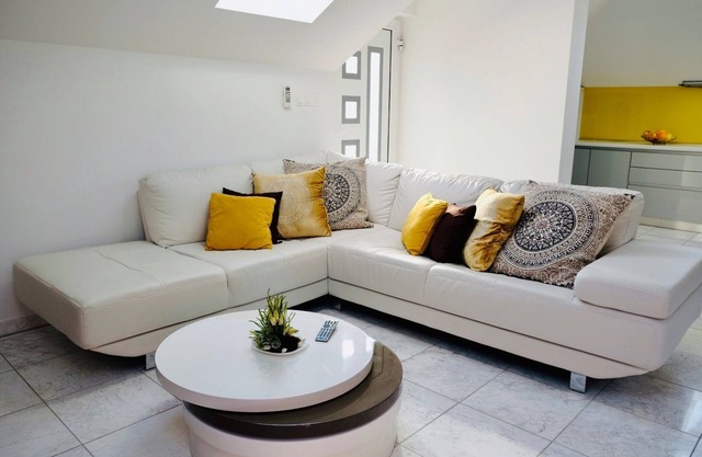 Villa Tonika -Two Bedroom Apartment with Terrace (A2)