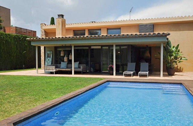 Villa Torrent , con Piscina Privada