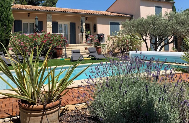 Villa Tout Confort Avec Piscine Privée en Provence