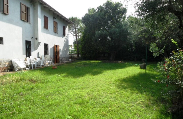 Villa Trau' in the countryside 5 minutes from the sea