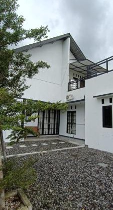 Villa Trojayan