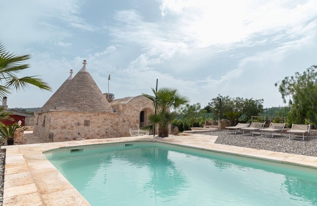 Villa 'Trulli San Pietro' with Private Pool, Wi-Fi and Air Conditioning