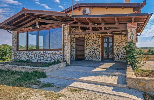 Villa Tuscia apartment, is located 2 km from the beautiful town of Tuscania