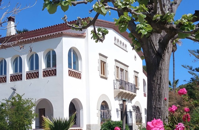 Villa 'Un Lugar Especial' with Private Pool, Private Terrace and Wi-Fi