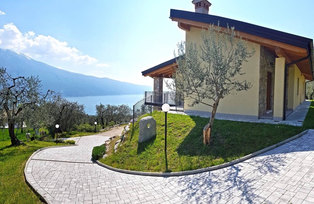 Villa Vagne 1 Holideal Lake view Apartment