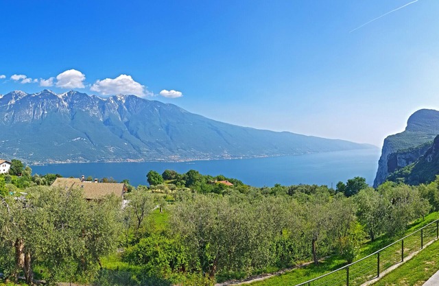 Villa Vagne Sunrise Lake View Patio