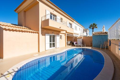Villa Verde by IntiHolidays