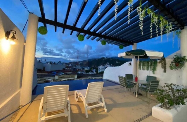 Villa VICTORIA with EXCELLENT LOCATION 5 MINUTES FROM COASTAL