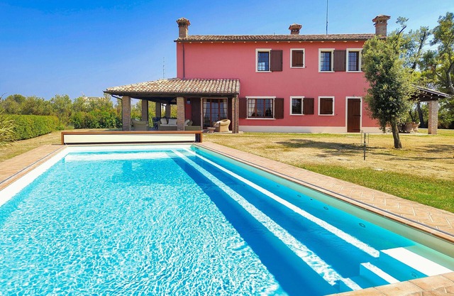 Villa Villacolle by BarbarHouse