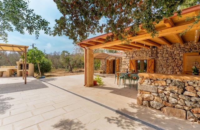 Villa 'Villetta Li Pipili' with Sea View, Wi-Fi and Air Conditioning