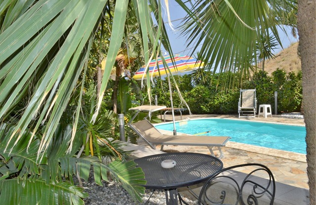 Villa Virginia - Holiday home with garden and swimming pool in Reggio Calabria