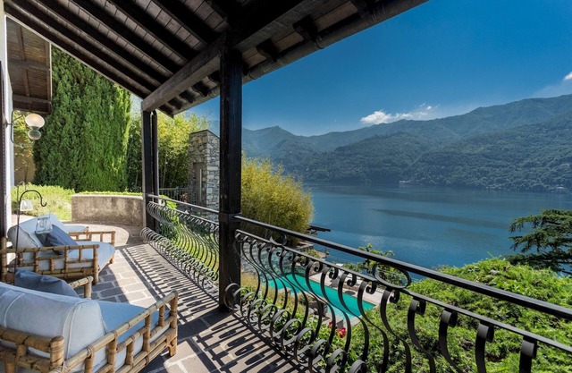 Villa Visina - Four Bedroom Villa, Sleeps 8