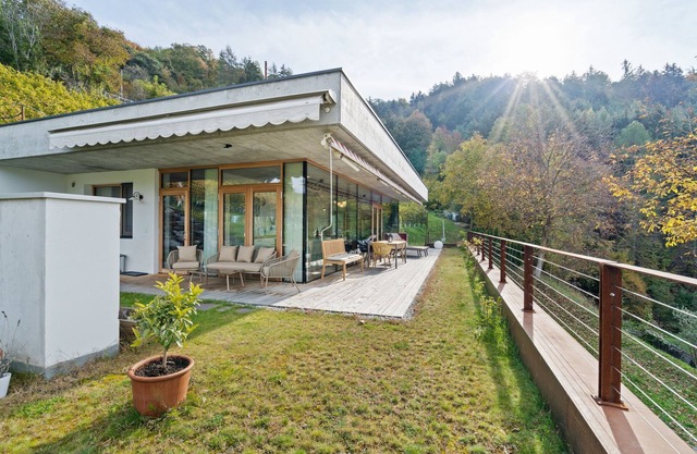 Villa "Vogelnest” with Mountain View, Wi-Fi, Terrace & Garden