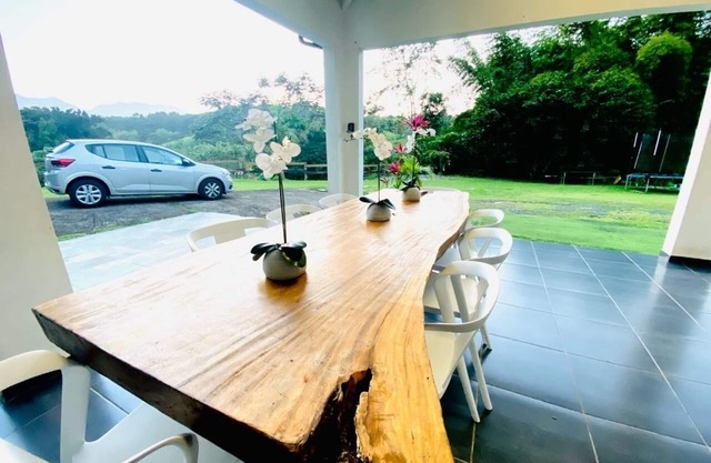 Villa vue Montagne Accès Privatif à la Rivière