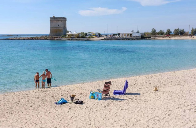 Villa With Climate, Wi-fi and Private Parking