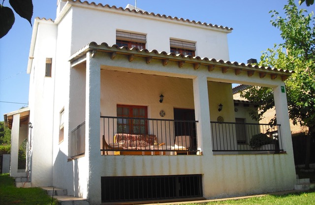 Villa with garden in Costa Daurada