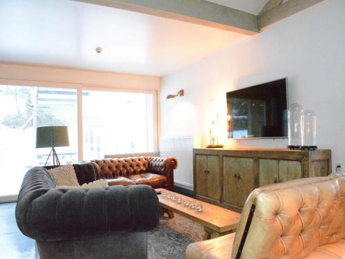 Villa with hottub in calm area, cleaning included