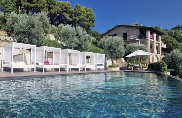 Villa with infinity pool