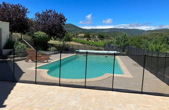 Villa with private pool and jacuzzi
